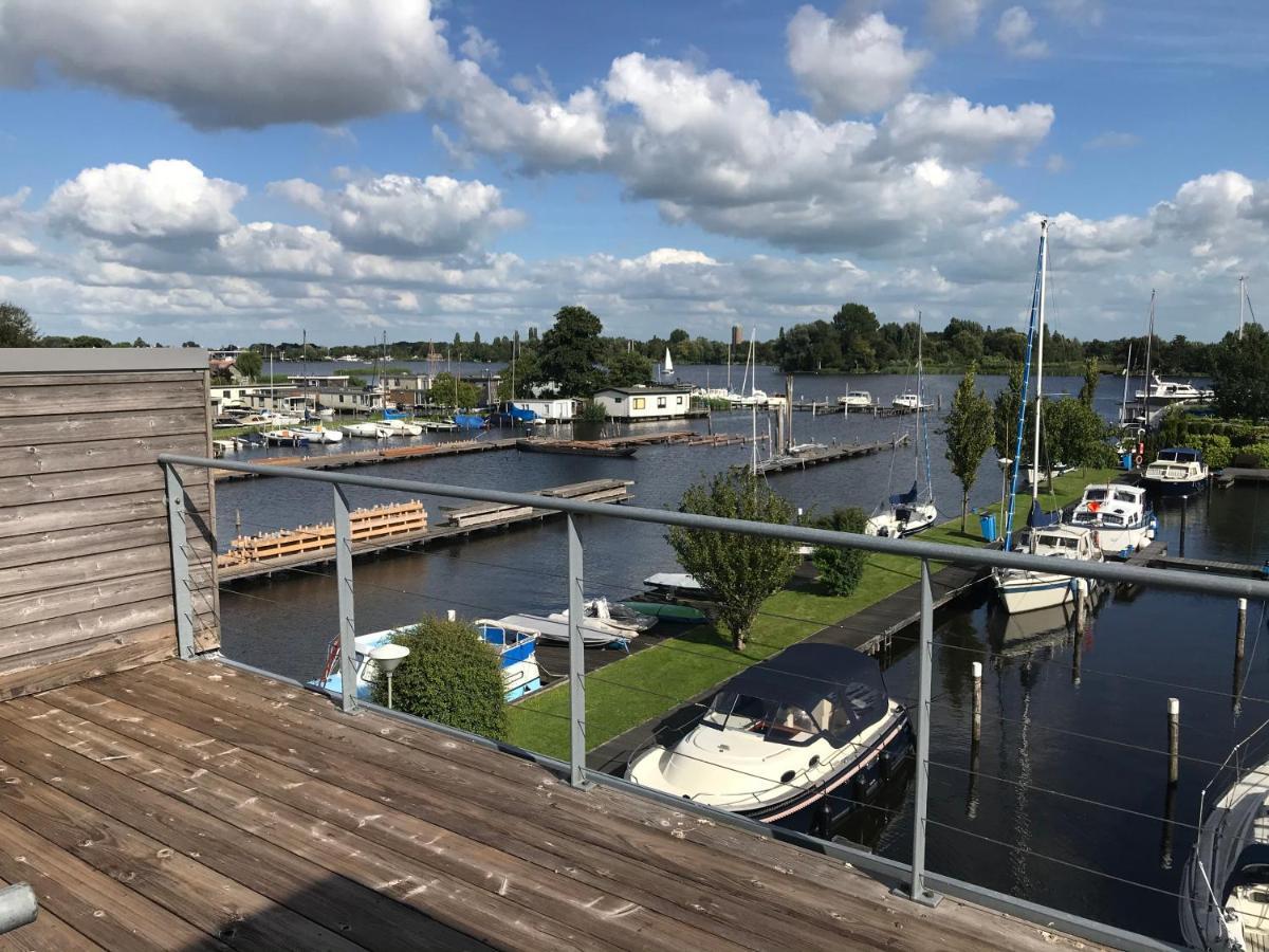 The Boathouse With Boat Villa Aalsmeer Exterior photo